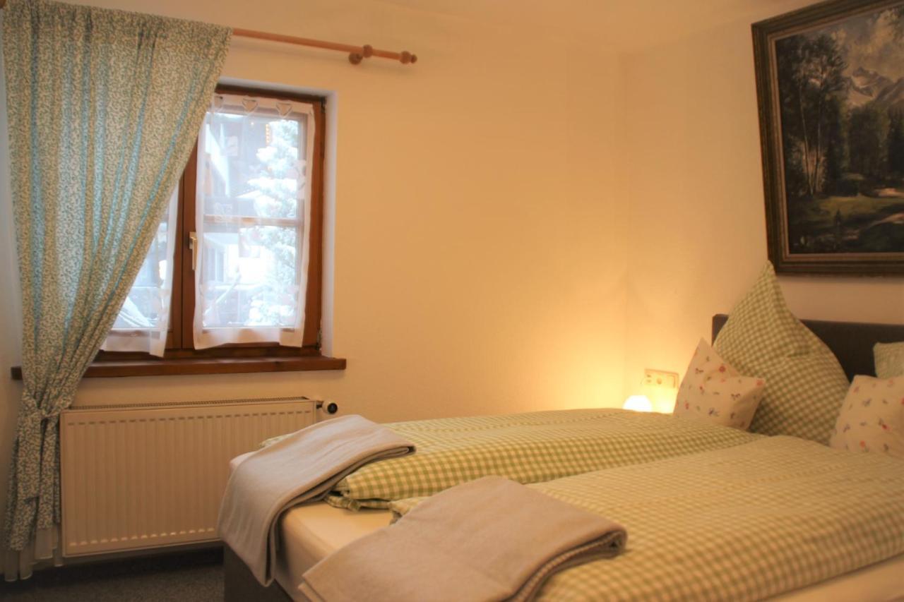 Haus & Heim Ferienwohnung Oberstdorf Exterior photo