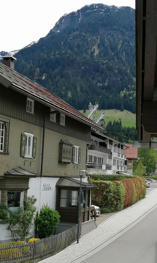 Haus & Heim Ferienwohnung Oberstdorf Exterior photo
